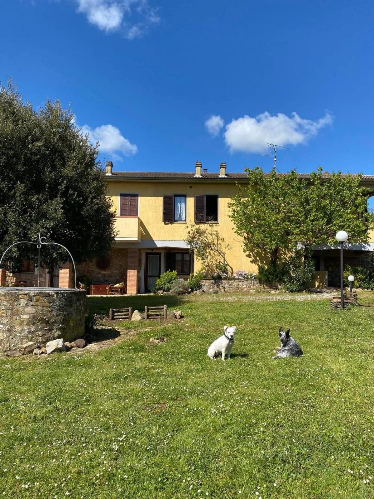 Agribike Agriturismo Poggio Rossino Гаворрано Экстерьер фото